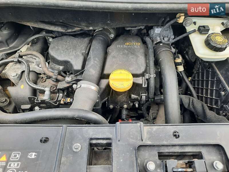 Мінівен Renault Scenic 2012 в Коломиї