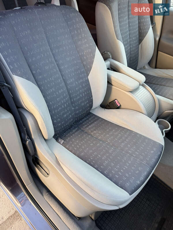 Минивэн Renault Scenic 2005 в Красилове фото 33 Минивэн Renault Scenic 2005 в Красилове