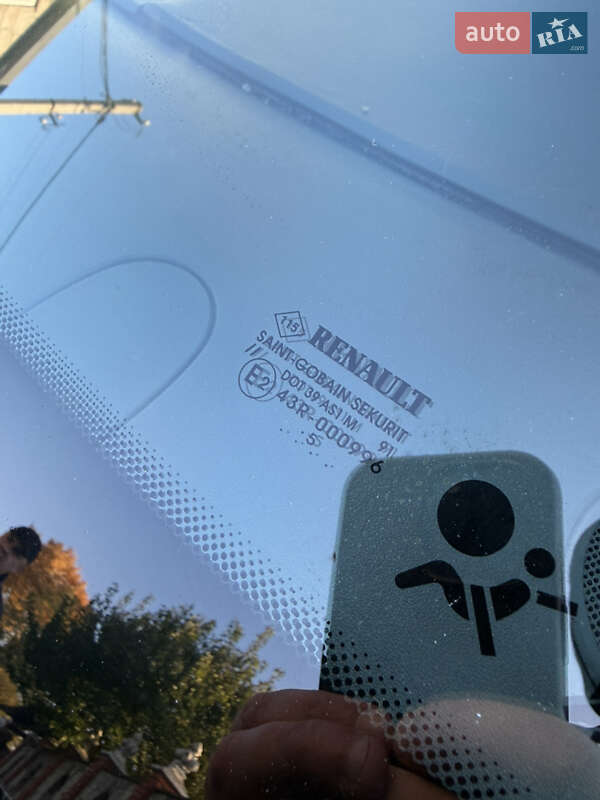 Минивэн Renault Scenic 2005 в Красилове фото 51 Минивэн Renault Scenic 2005 в Красилове