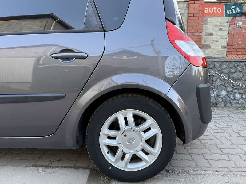 Минивэн Renault Scenic 2005 в Красилове фото 65 Минивэн Renault Scenic 2005 в Красилове