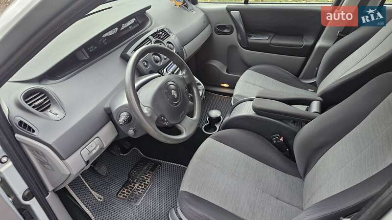 Мінівен Renault Scenic 2003 в Кам'янському фото 17 Мінівен Renault Scenic 2003 в Кам'янському