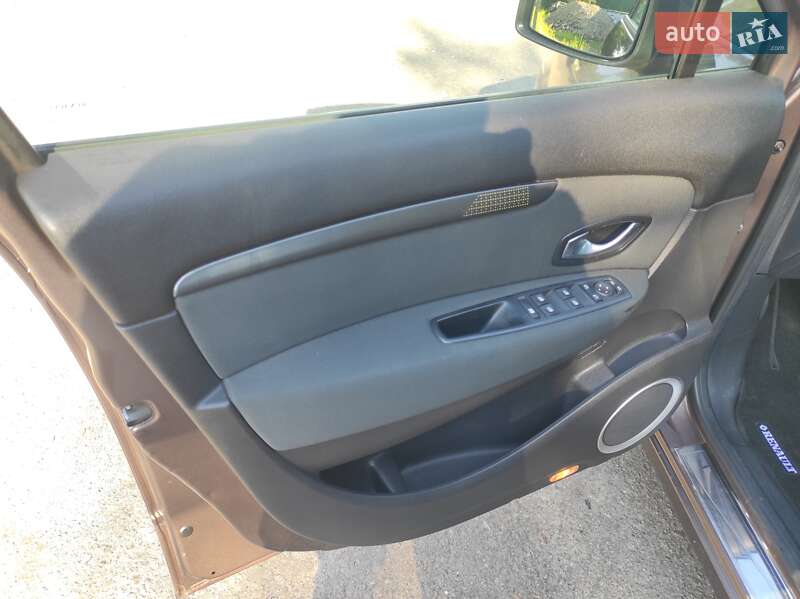 Минивэн Renault Scenic 2009 в Чернигове фото 9 Минивэн Renault Scenic 2009 в Чернигове
