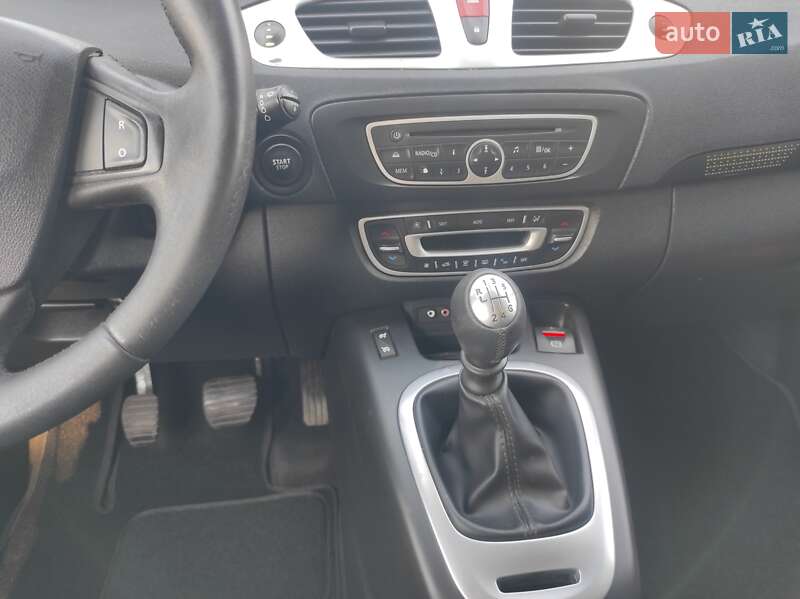Минивэн Renault Scenic 2009 в Чернигове фото 15 Минивэн Renault Scenic 2009 в Чернигове