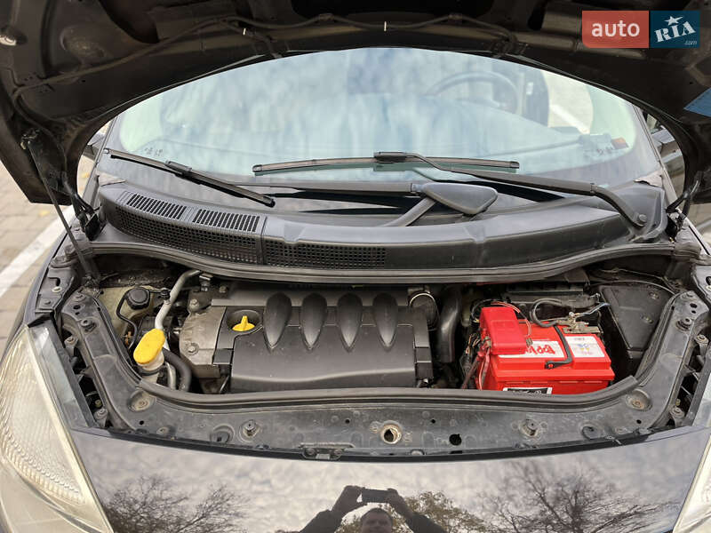 Мінівен Renault Scenic 2006 в Черкасах