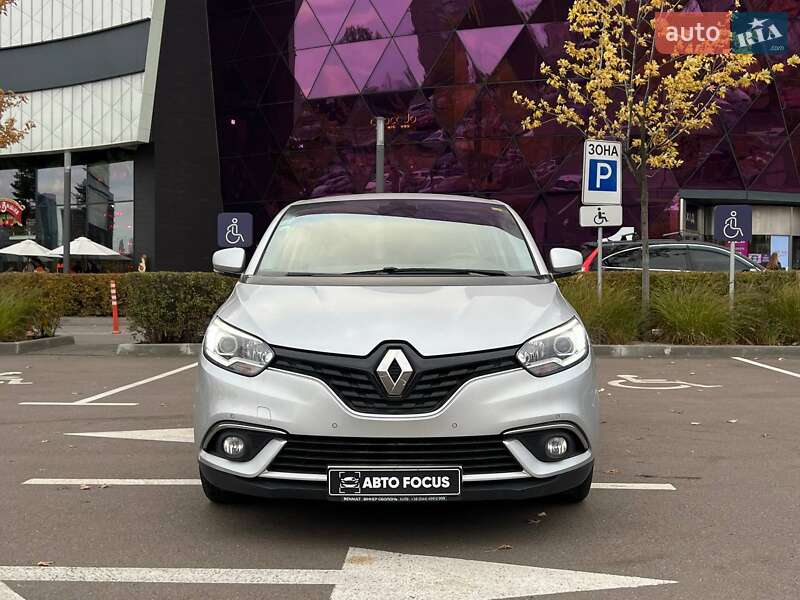 Минивэн Renault Scenic 2017 в Киеве