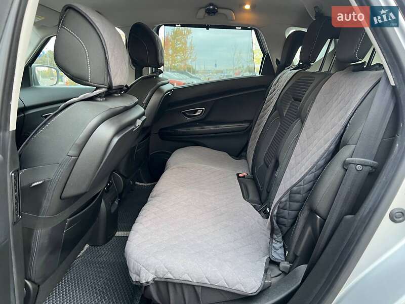 Минивэн Renault Scenic 2017 в Киеве