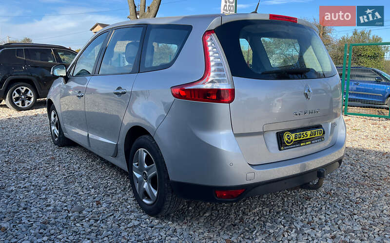 Мінівен Renault Scenic 2015 в Коломиї