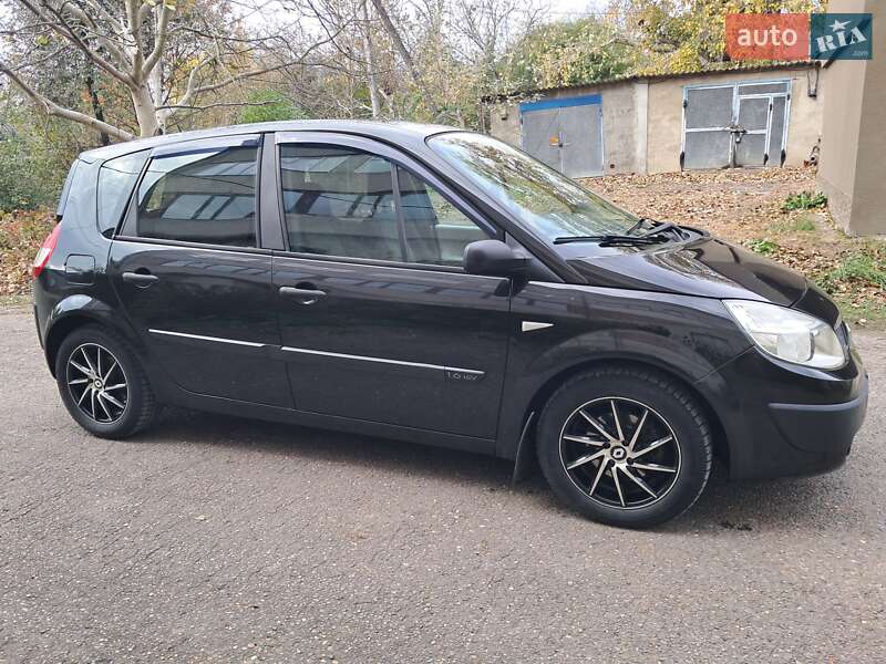 Минивэн Renault Scenic 2006 в Черновцах