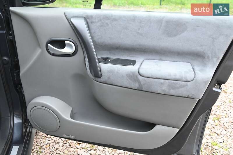 Минивэн Renault Scenic 2008 в Бердичеве фото 46 Минивэн Renault Scenic 2008 в Бердичеве