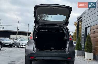 Мінівен Renault Scenic 2012 в  фото 17 Мінівен Renault Scenic 2012 в