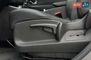 Мінівен Renault Scenic 2012 в  фото 27 Мінівен Renault Scenic 2012 в