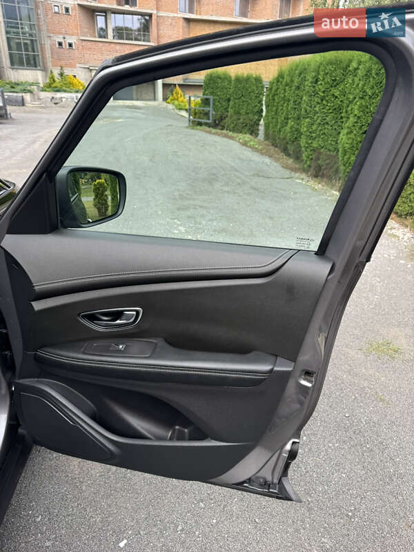 Минивэн Renault Scenic 2016 в Хмельницком