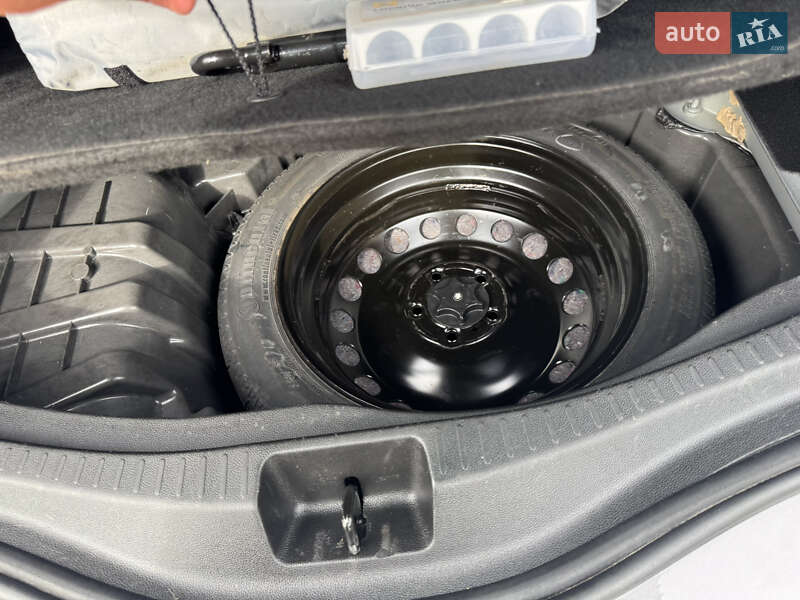 Минивэн Renault Scenic 2016 в Хмельницком