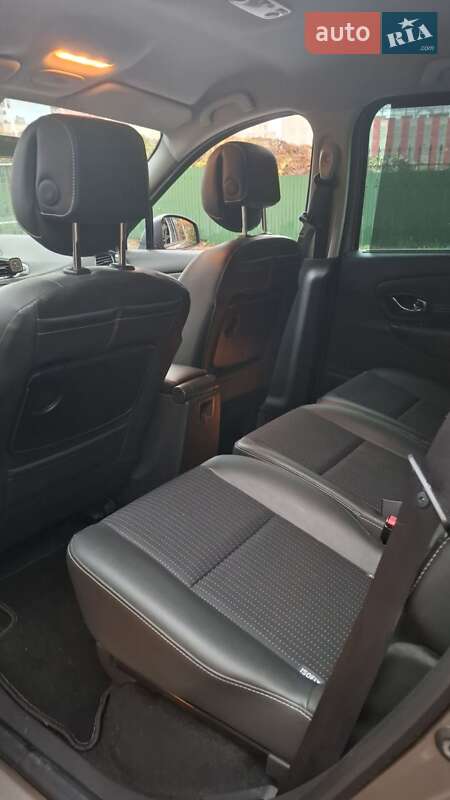 Мінівен Renault Scenic 2011 в Києві фото 3 Мінівен Renault Scenic 2011 в Києві