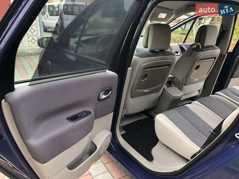 Минивэн Renault Scenic 2005 в Красилове фото 35 Минивэн Renault Scenic 2005 в Красилове