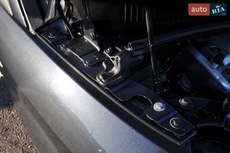 Минивэн Renault Scenic 2004 в Киеве фото 68 Минивэн Renault Scenic 2004 в Киеве