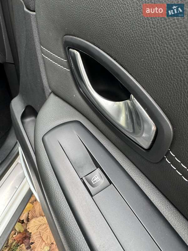 Мінівен Renault Scenic 2013 в Львові