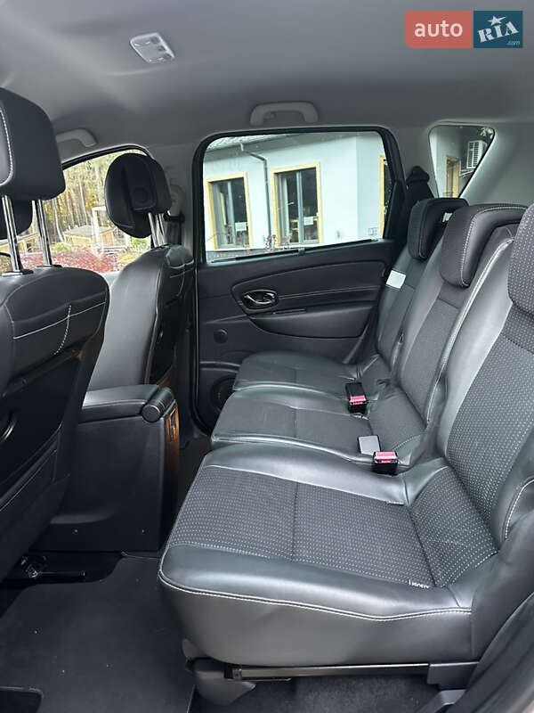 Минивэн Renault Scenic 2012 в Ровно фото 36 Минивэн Renault Scenic 2012 в Ровно