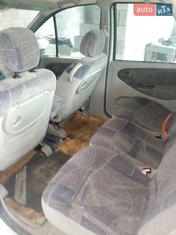 Мінівен Renault Scenic 2000 в Глинне фото 7 Мінівен Renault Scenic 2000 в Глинне
