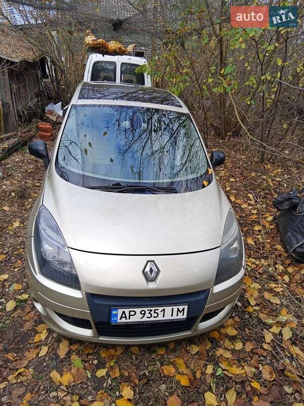 Мінівен Renault Scenic 2011 в Чернігові фото 2 Мінівен Renault Scenic 2011 в Чернігові