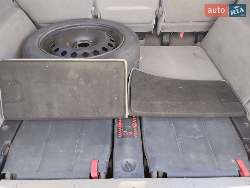 Мінівен Renault Scenic 2006 в Миргороді фото 2 Мінівен Renault Scenic 2006 в Миргороді