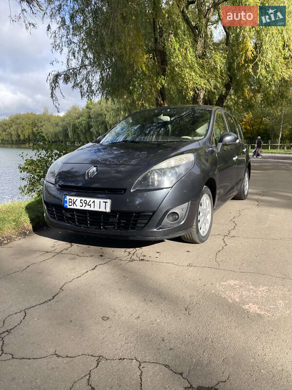 Renault Scenic 2011 Renault Scenic 2011