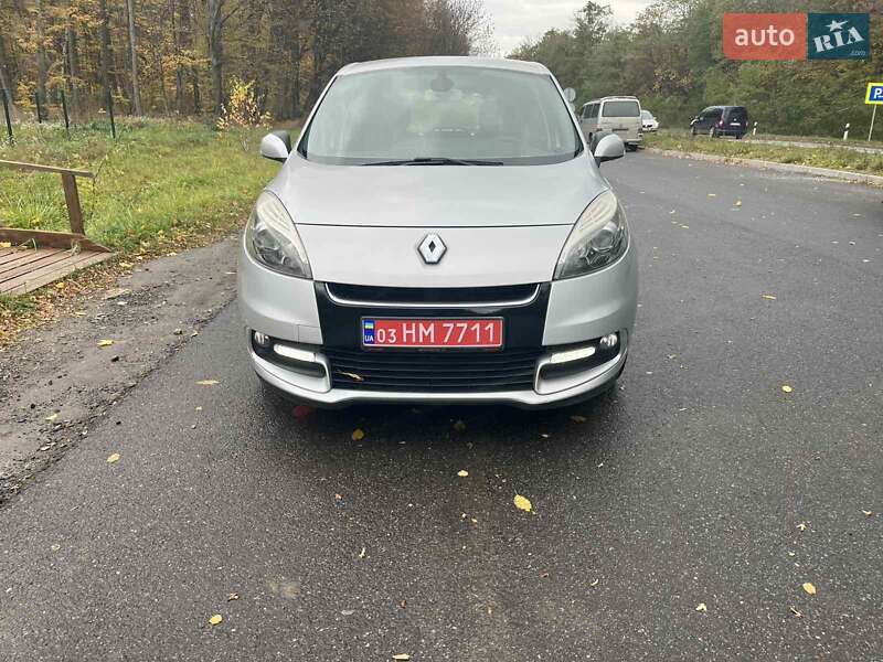 Минивэн Renault Scenic 2012 в Красилове