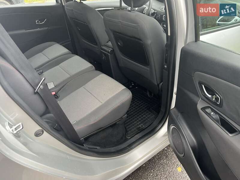 Минивэн Renault Scenic 2012 в Красилове