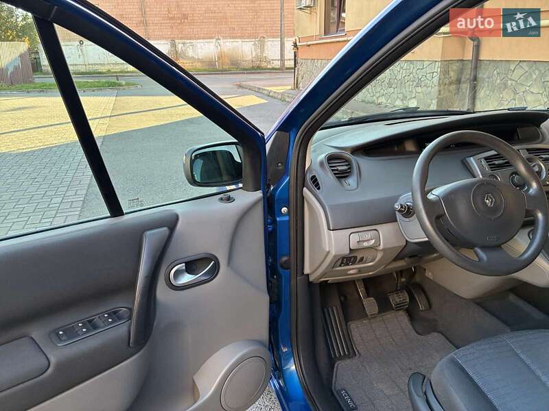 Мінівен Renault Scenic 2006 в Луцьку фото 17 Мінівен Renault Scenic 2006 в Луцьку
