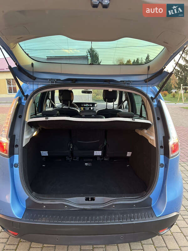 Мінівен Renault Scenic 2012 в Луцьку