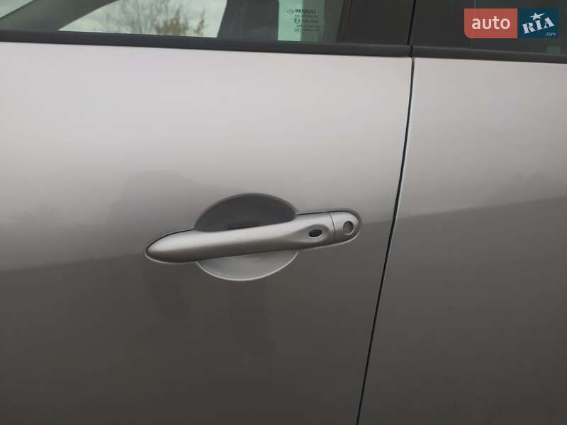 Минивэн Renault Scenic 2013 в Рожище