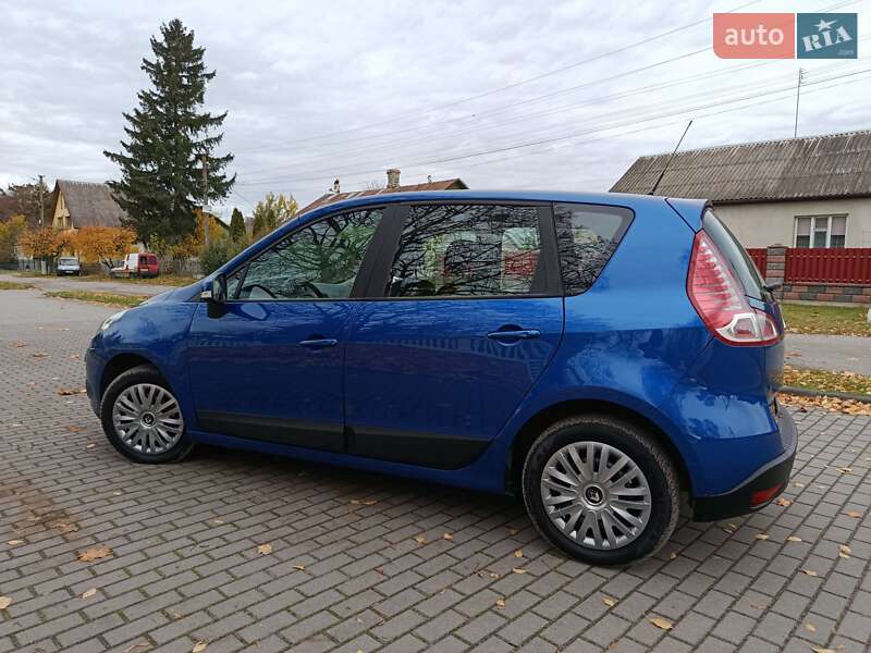 Минивэн Renault Scenic 2010 в Радивилове