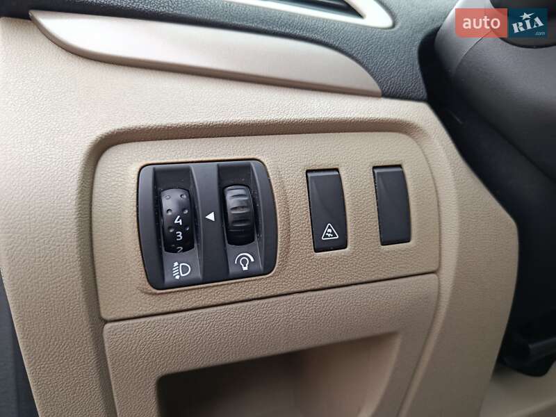 Минивэн Renault Scenic 2010 в Радивилове