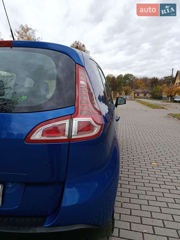 Минивэн Renault Scenic 2010 в Радивилове