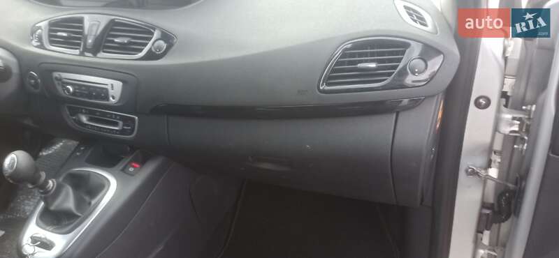 Мінівен Renault Scenic 2014 в Дубні