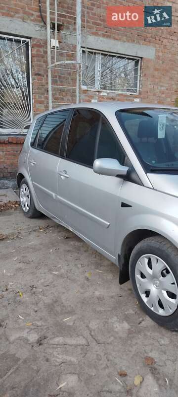 Минивэн Renault Scenic 2008 в Калиновке