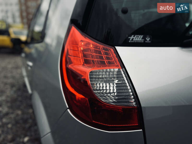 Минивэн Renault Scenic 2008 в Полтаве