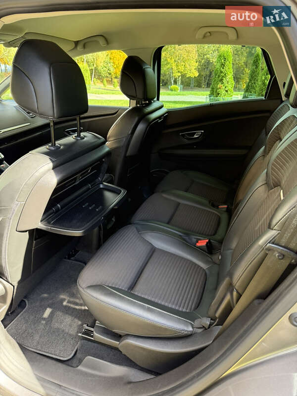 Мінівен Renault Scenic 2017 в Хмельницькому