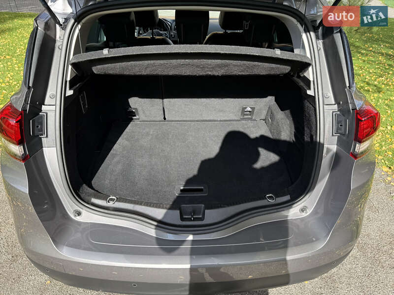 Мінівен Renault Scenic 2017 в Хмельницькому