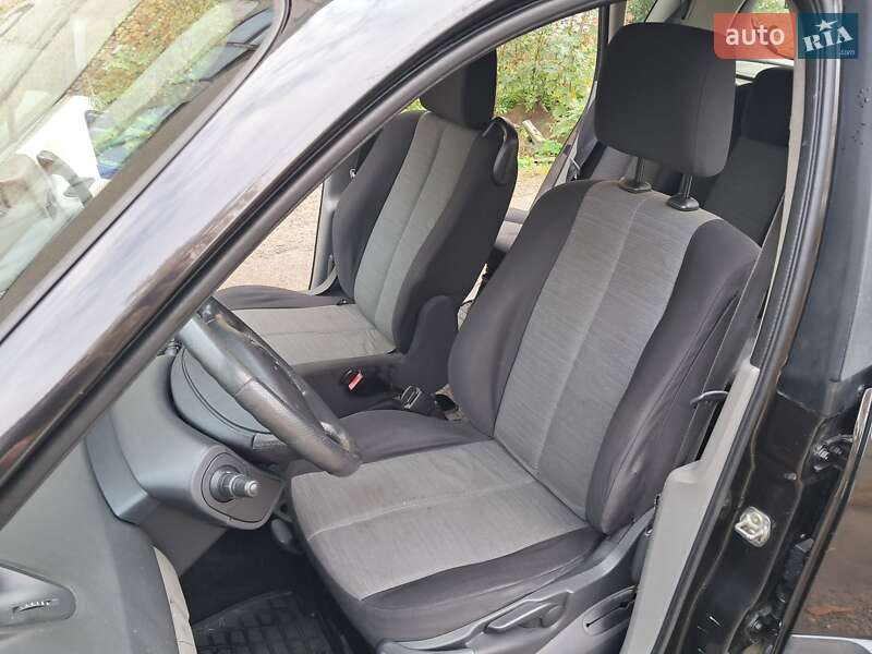 Минивэн Renault Scenic 2006 в Черновцах фото 16 Минивэн Renault Scenic 2006 в Черновцах
