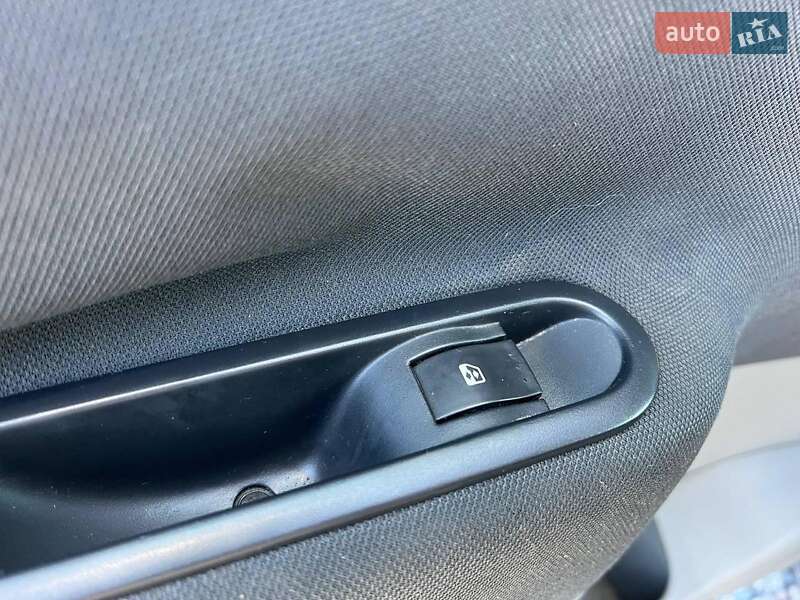 Минивэн Renault Scenic 2007 в Львове фото 34 Минивэн Renault Scenic 2007 в Львове