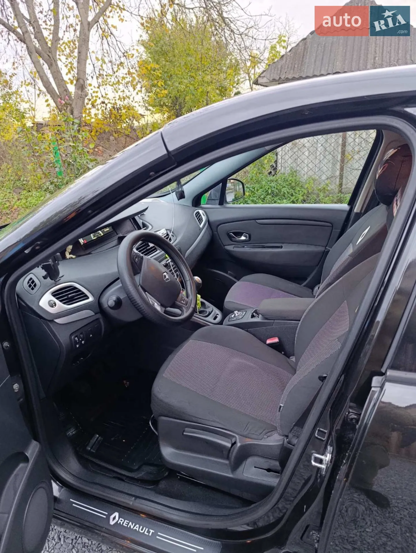 2010 Renault Scenic - мініатюра 11