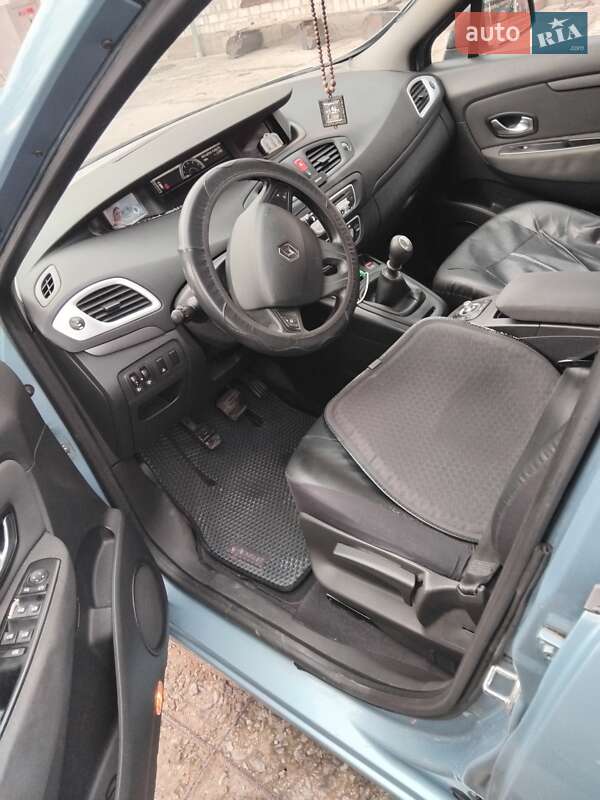 Мінівен Renault Scenic 2009 в Львові фото 3 Мінівен Renault Scenic 2009 в Львові