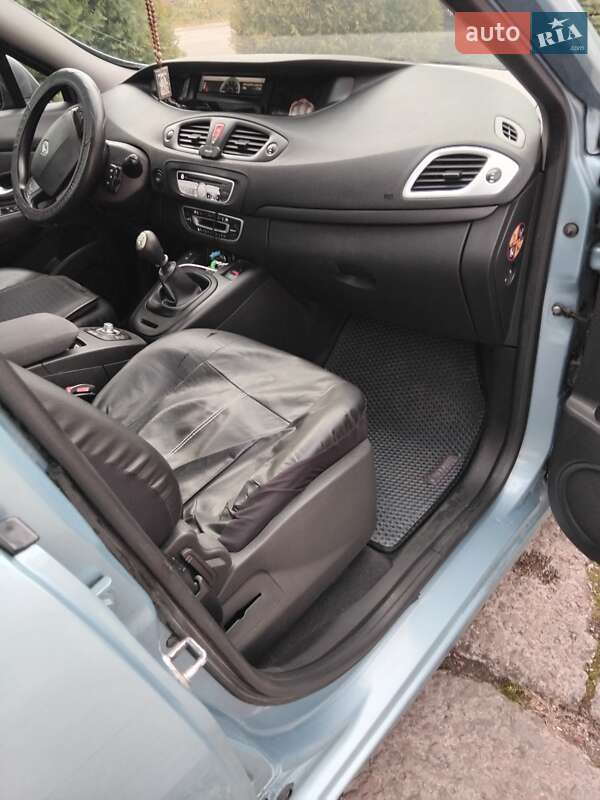 Мінівен Renault Scenic 2009 в Львові фото 6 Мінівен Renault Scenic 2009 в Львові