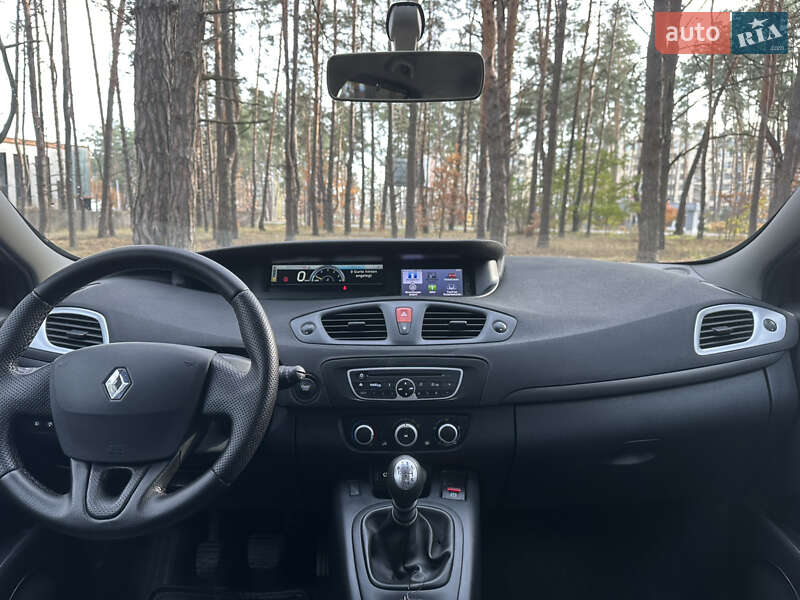 Минивэн Renault Scenic 2010 в Киеве