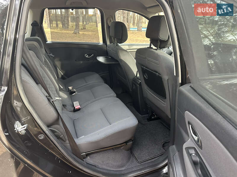 Минивэн Renault Scenic 2010 в Киеве