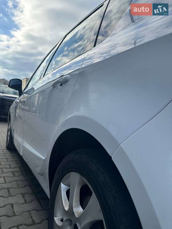 Минивэн Renault Scenic 2012 в Великих Мостах фото 12 Минивэн Renault Scenic 2012 в Великих Мостах