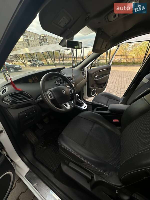 Минивэн Renault Scenic 2012 в Великих Мостах фото 30 Минивэн Renault Scenic 2012 в Великих Мостах