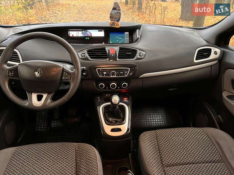 Минивэн Renault Scenic 2011 в Черновцах фото 26 Минивэн Renault Scenic 2011 в Черновцах