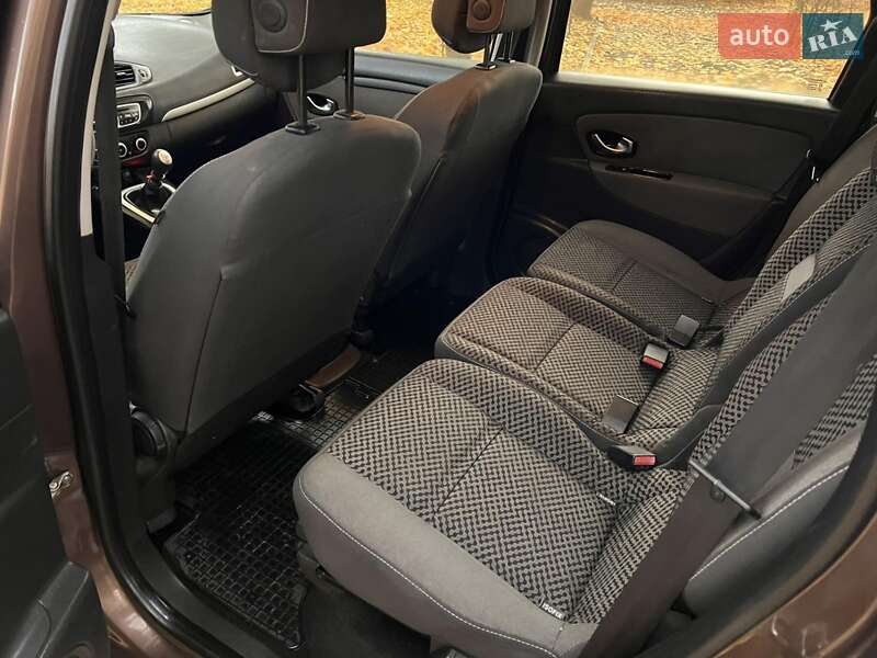 Минивэн Renault Scenic 2011 в Черновцах фото 49 Минивэн Renault Scenic 2011 в Черновцах